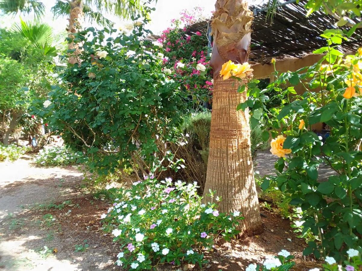 Auberge Bassou Nkob Exterior foto