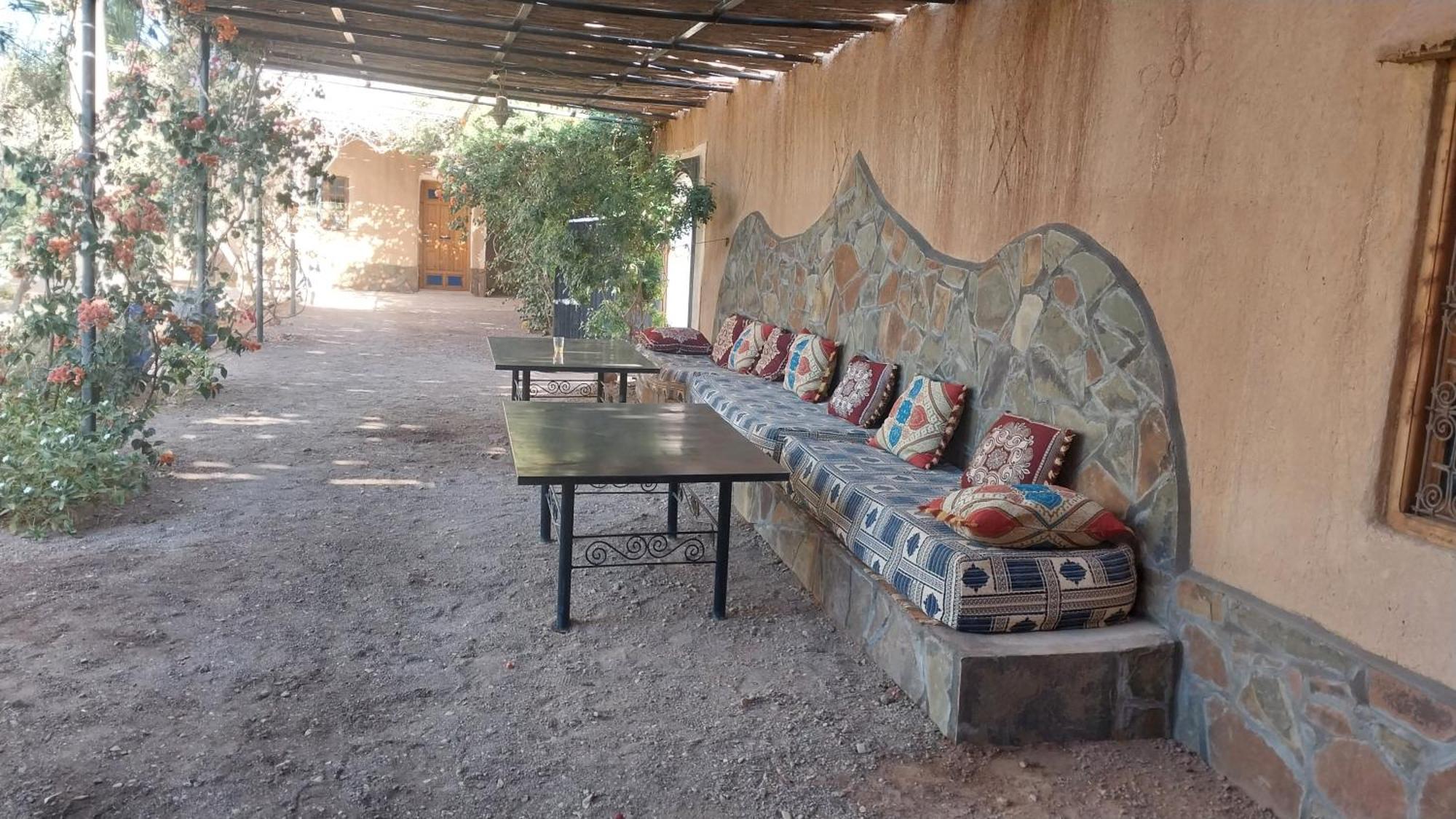 Auberge Bassou Nkob Exterior foto
